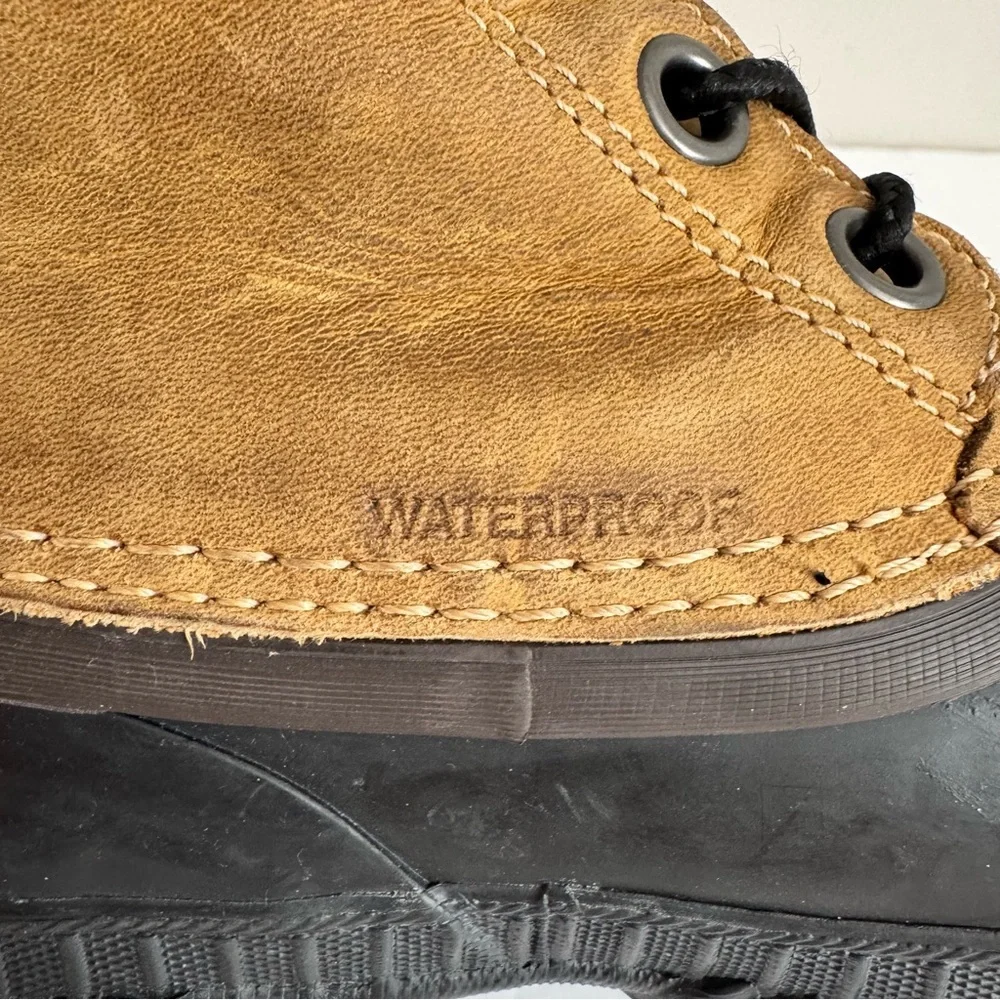 Sorel Cheyenne II Winter Duck Boot Youth size 4 Tan Black Waterproof Snow Rain